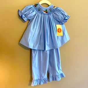 NWT Little Girls 18m Smocked Mallards Pants set.